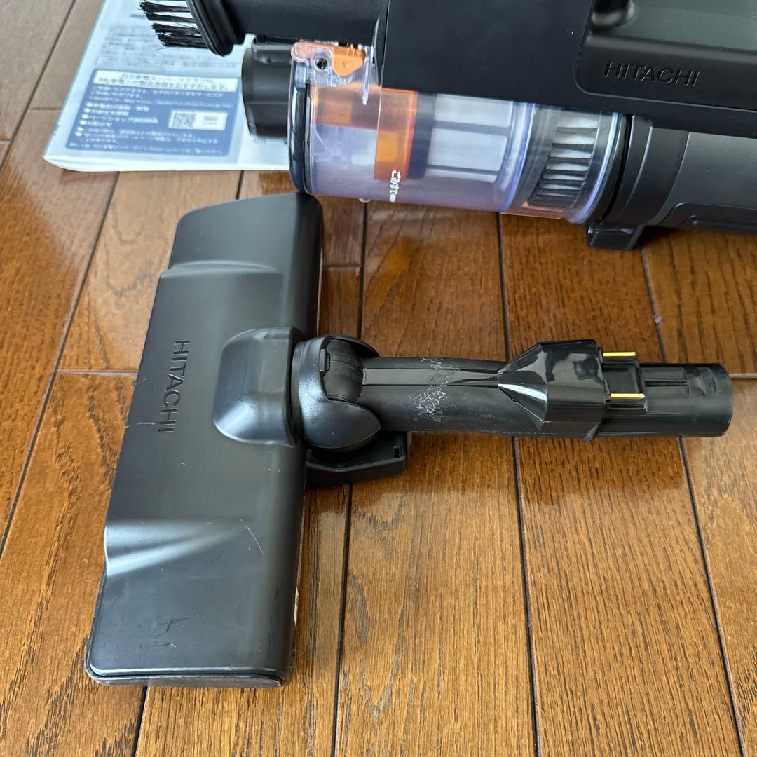 日立充電式掃除機　PV-BH900SL 2024年製