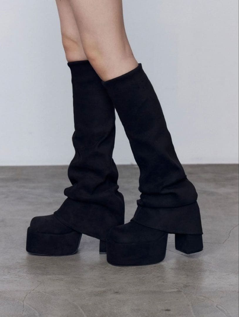 ✨極美品✨エモダ/ルーズフレアカバーフィットブーツ/ロングブーツ/ブラック/M