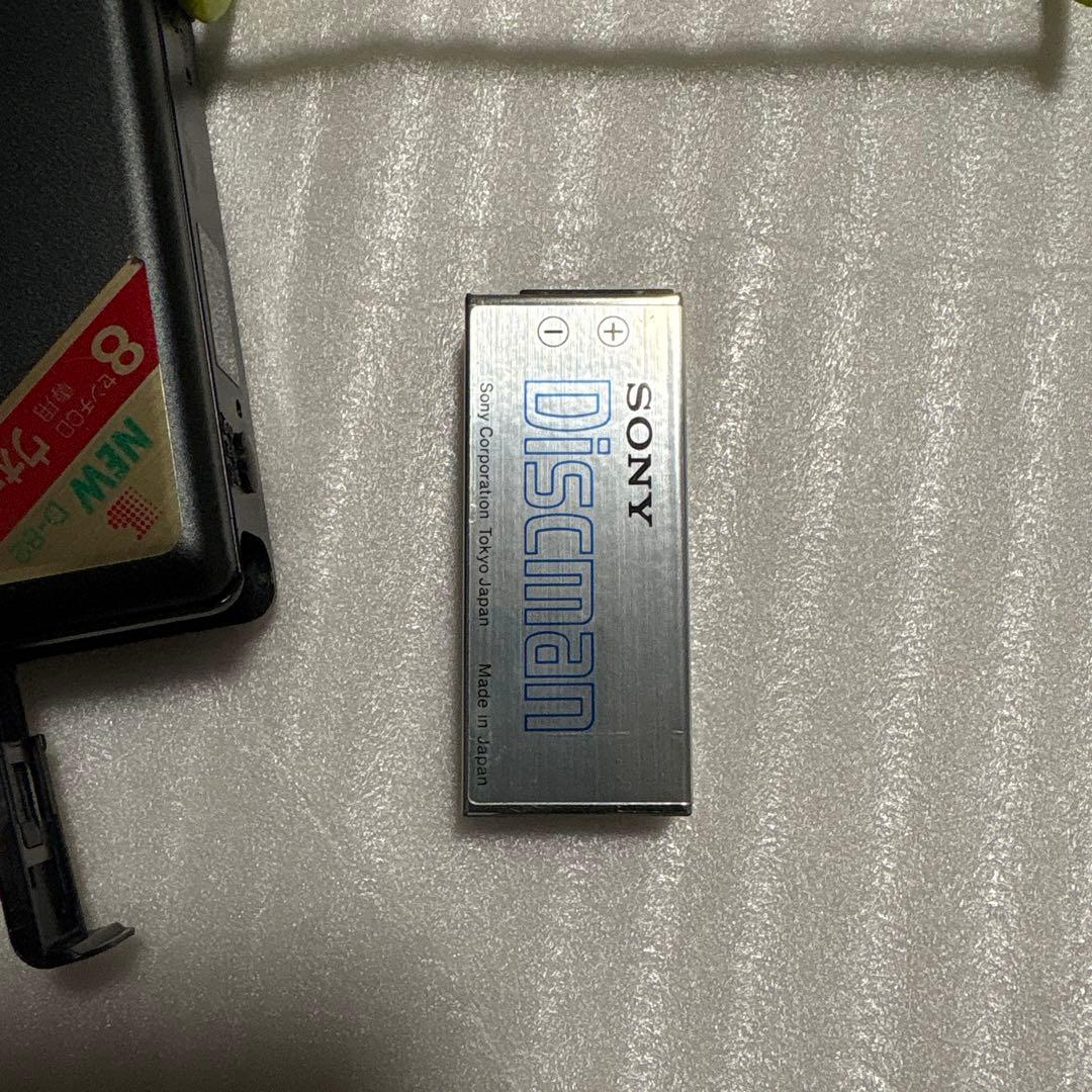 SONY CD WALKMAN D-82 ジャンク