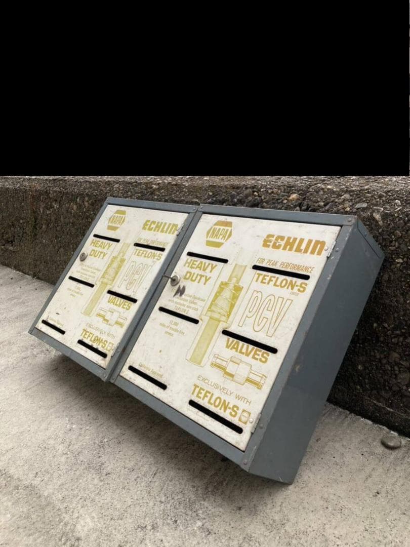 ビンテージ　USA　NAPA　スチール キャビネット　ガレージ