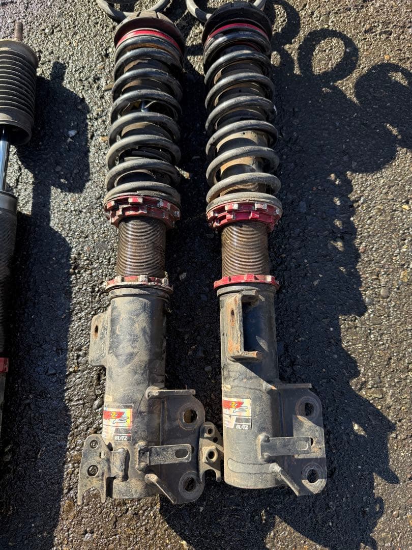 ライズ　blitz車高調