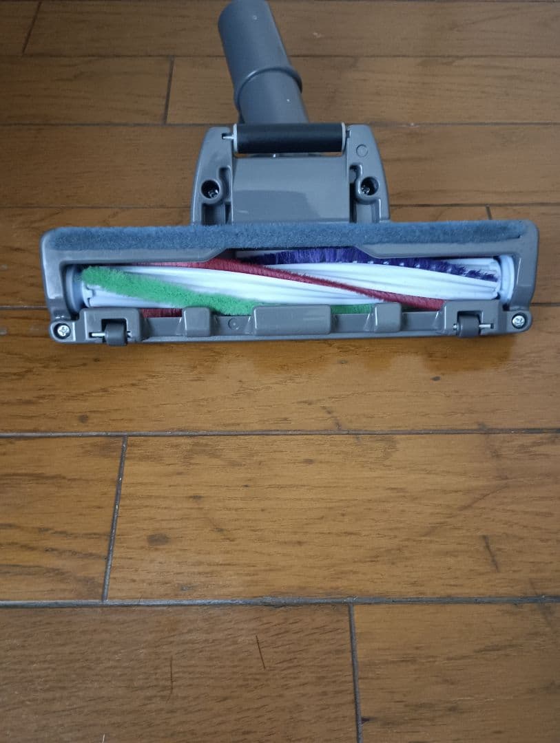 24年製❗軽量型、三菱、紙パック式掃除機(エアーノズル）