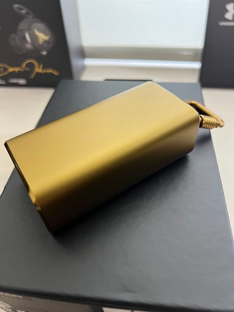 プロジェクトロック×JBL Bluetoothイヤホン