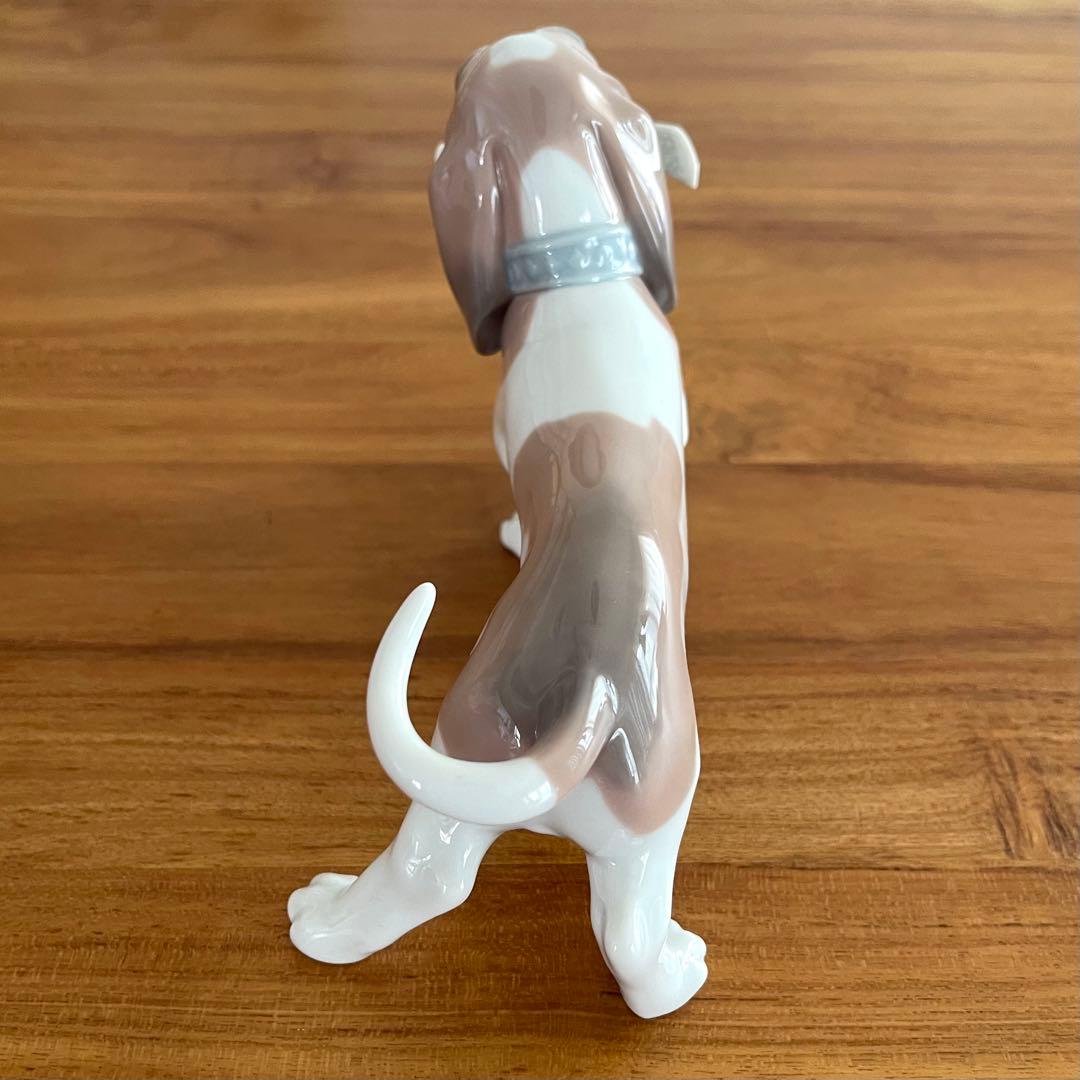 リヤドロ フィギュリン 新聞屋さん 犬 置物 インテリア 人形 磁器 ポーセリン