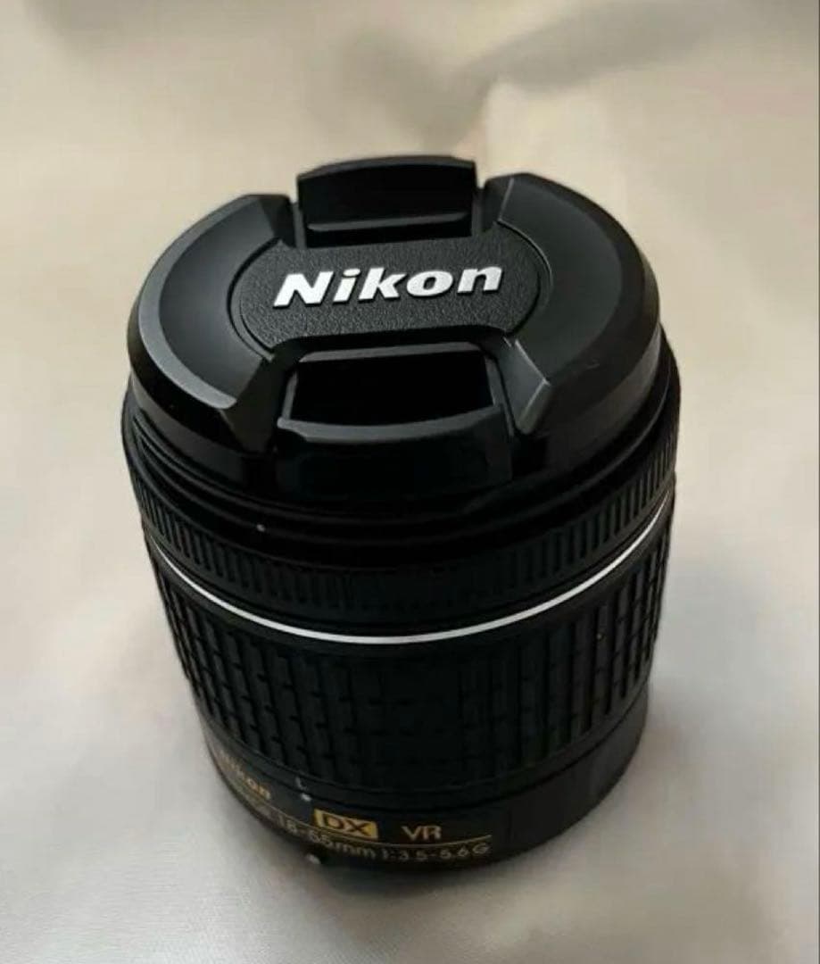 【NIKON】デジタル一眼レフカメラ D5600 ダブルズームキット
