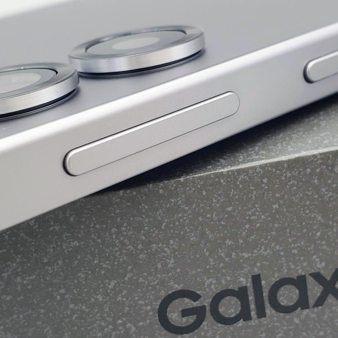 【美品】 Galaxy S25 SIMフリー 国内正規品 FeliCa対応