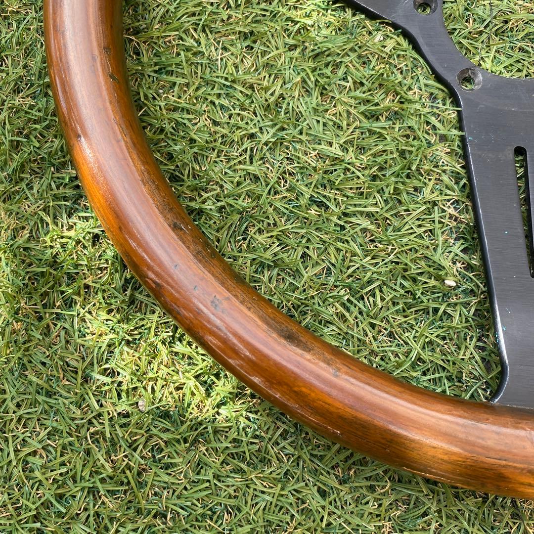 ナルディ？ 3本スポーク ステアリングホイール