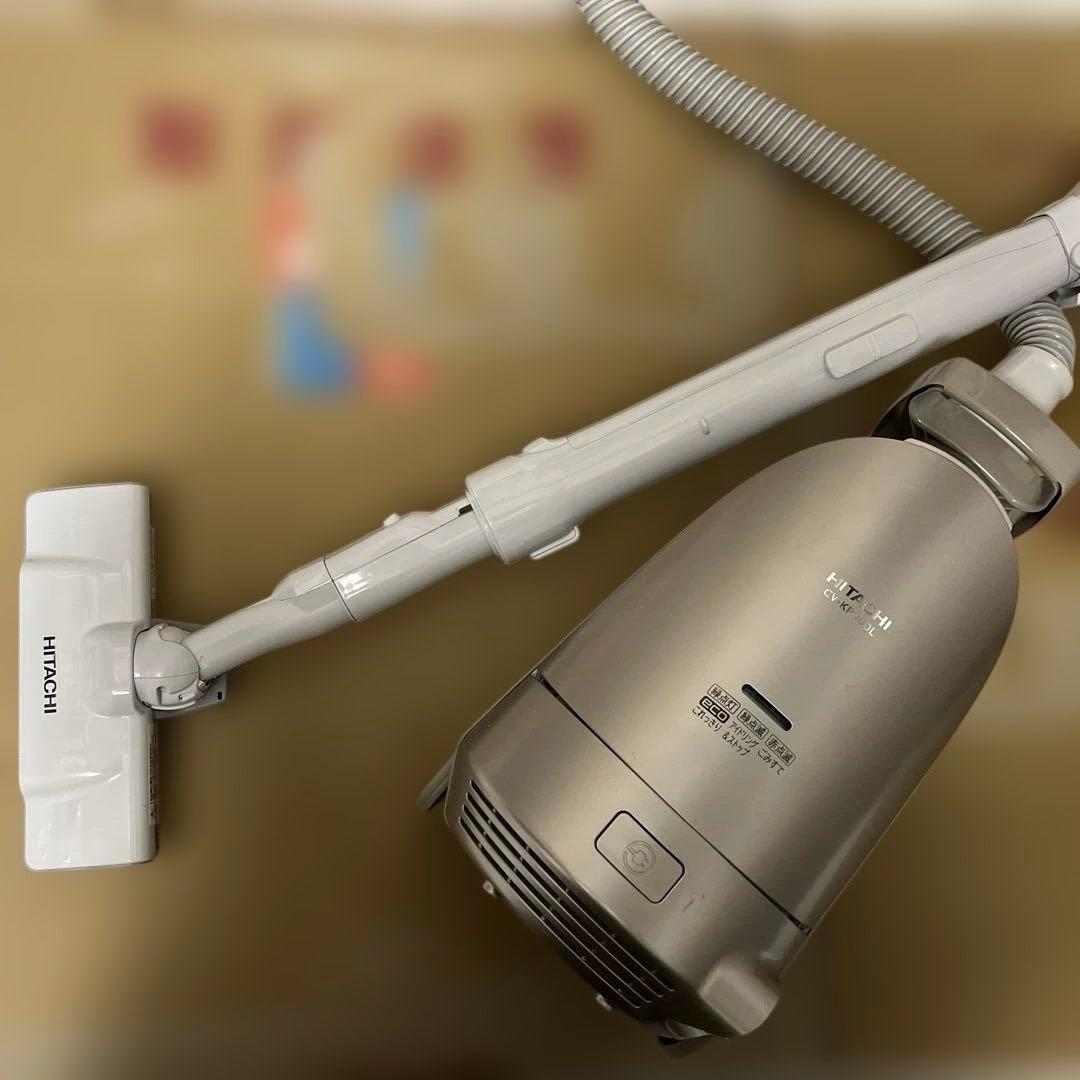 中古掃除機　日立かるパック　CV-KP900L