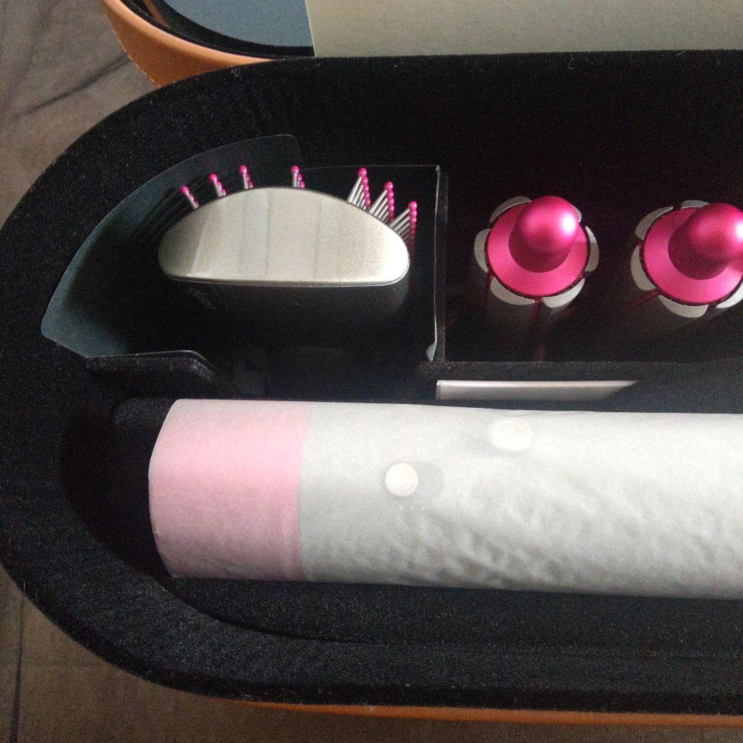 ダイソンヘアアイロン