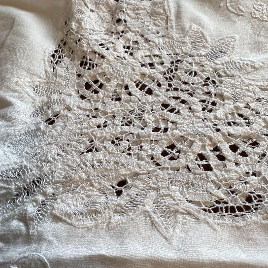 フランス　アンティークの100センチ四方のテーブルクロス