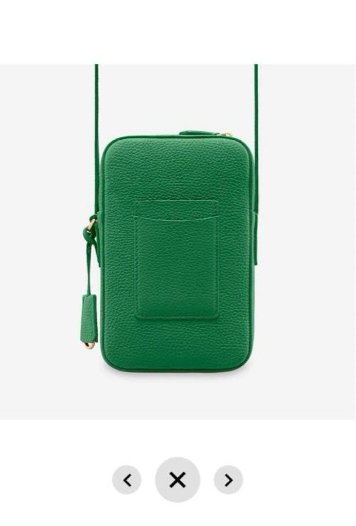 最終価格　新品未使用　メゾンドサブレ　ジップスマホポーチ　グリーン