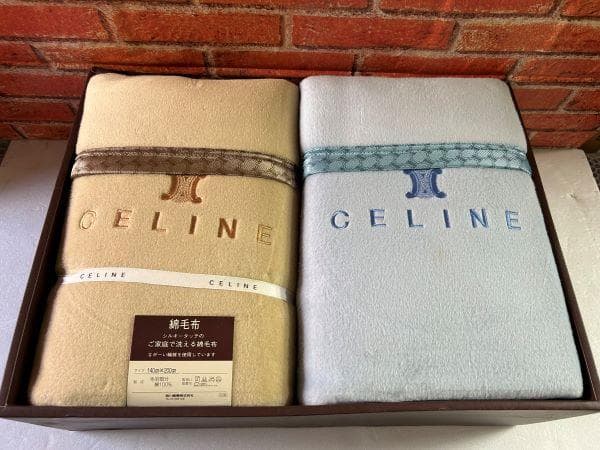 まーちゃん 必ずプロフ 見てくださいY【未使用保管品】CELINEセリーヌ