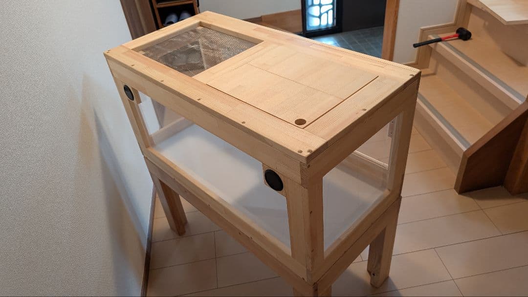 赤松集成材18ミリ幅90縦45奥行45全面アクリル板仕様 蜜蝋オイル仕上げ！