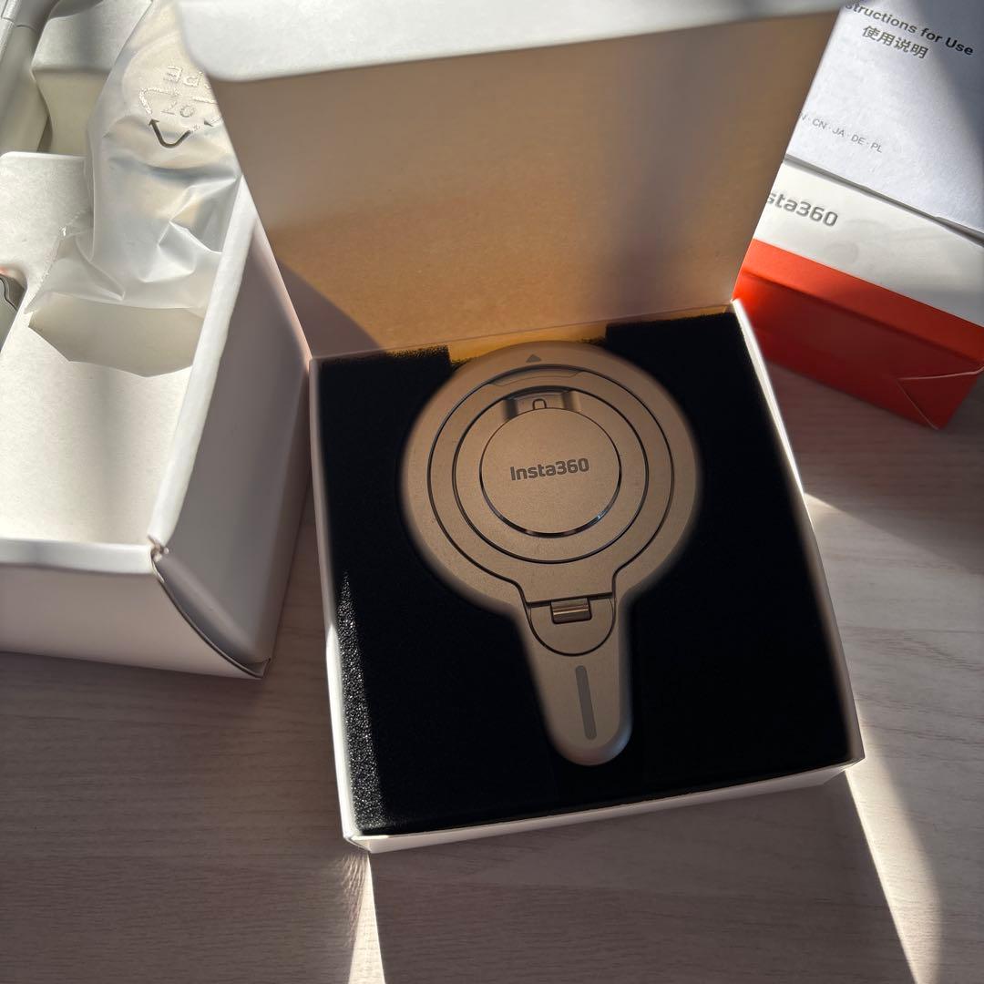 ほぼ新品→Insta360 Flow 2 Pro + マグネット式スマホマウント