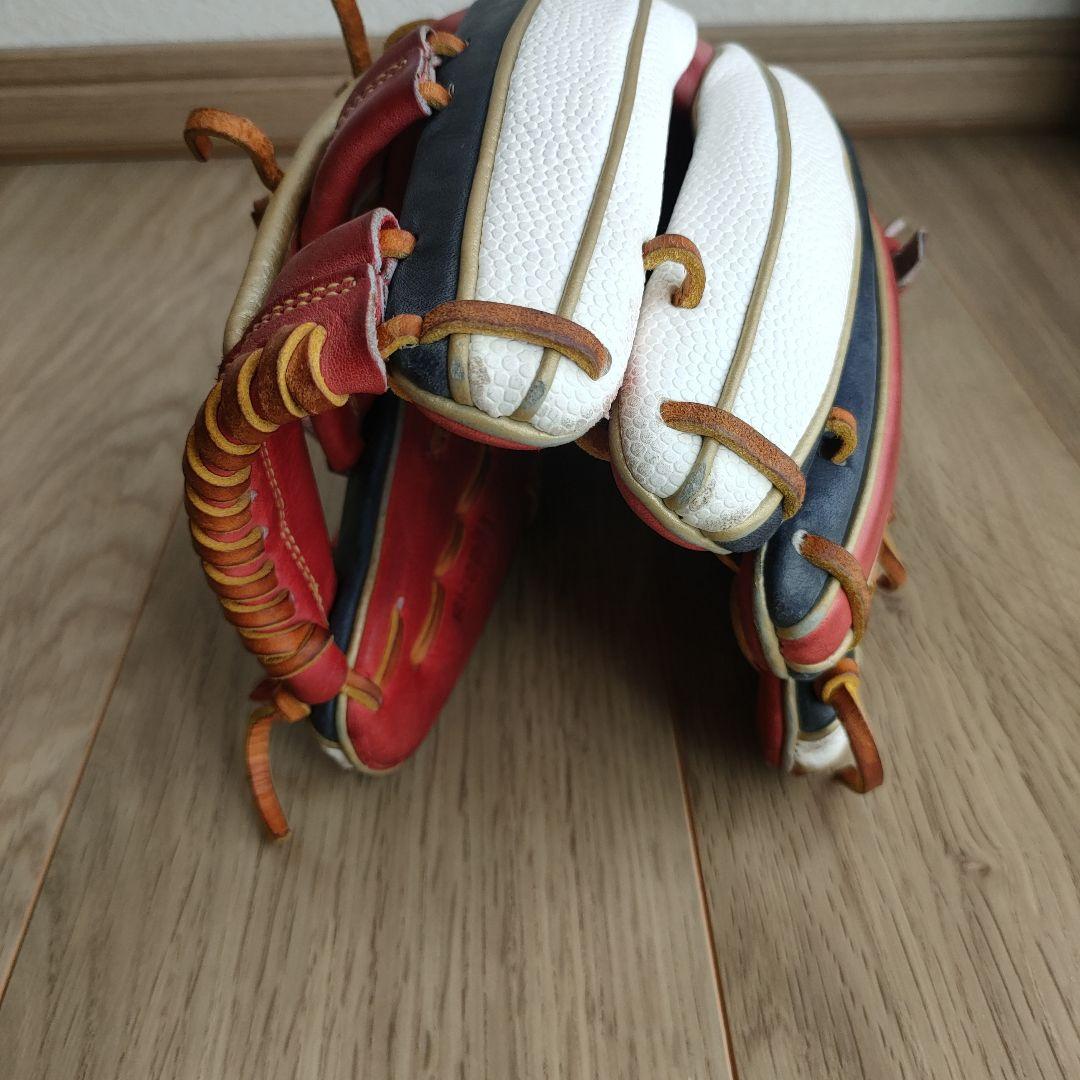 Wilson The Wannabe Hero 軟式グローブ