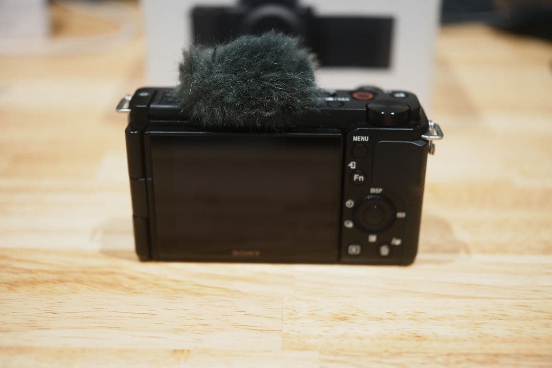 【美品】SONY ソニーVLOGCAM ZV-E10 ボディ +予備バッテリー