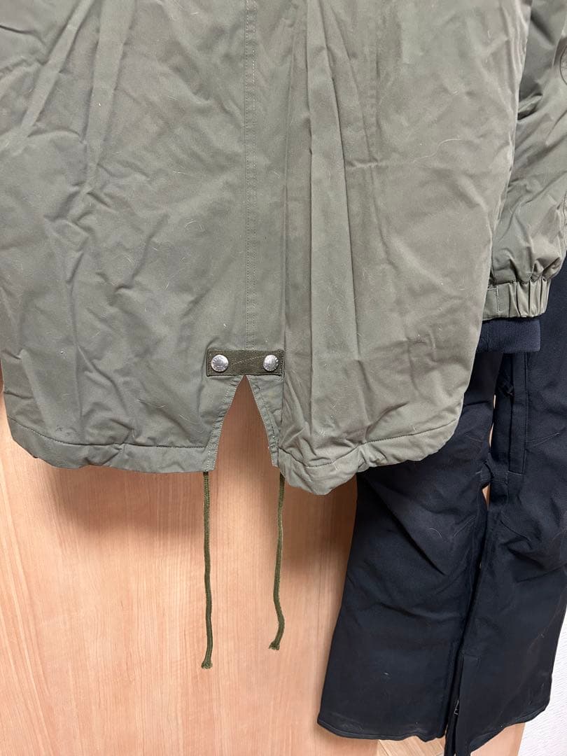 L1エルワン　スノーボードウエアジャケット　ウェア　ビブパンツセット　女性用