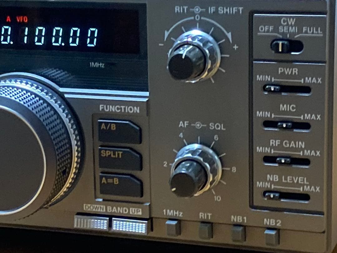 トランシーバー KENWOOD TS-680V