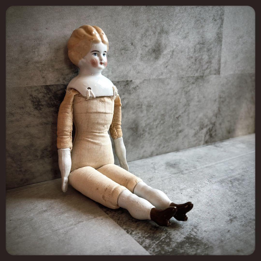 アンティーク　 ブロンド　チャイナヘッドドール ビスクドール