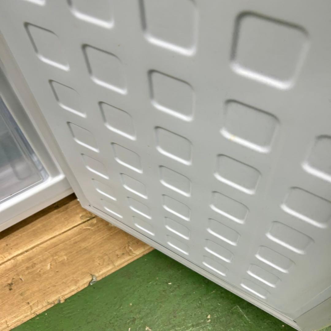 713 冷蔵庫　小型　一人暮らし　右開き　極美品　200L弱　レトロ調　保証込