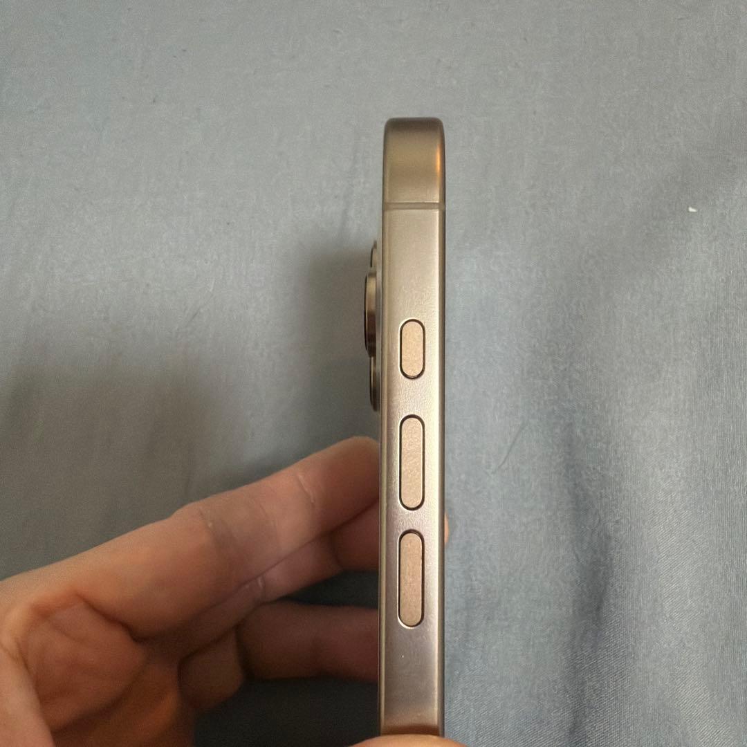 整備済み品 Apple iPhone 16 Pro 128GB docomo