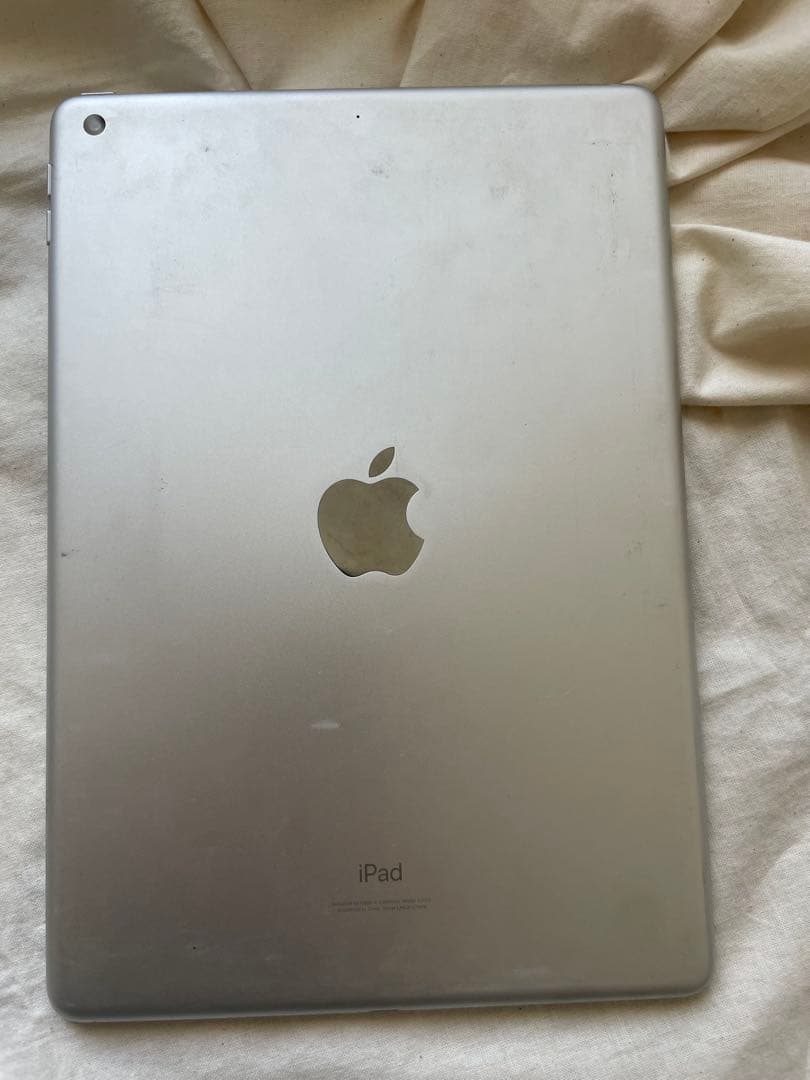 iPad第9世代 10.2型 Wi-Fi 64GB シルバー