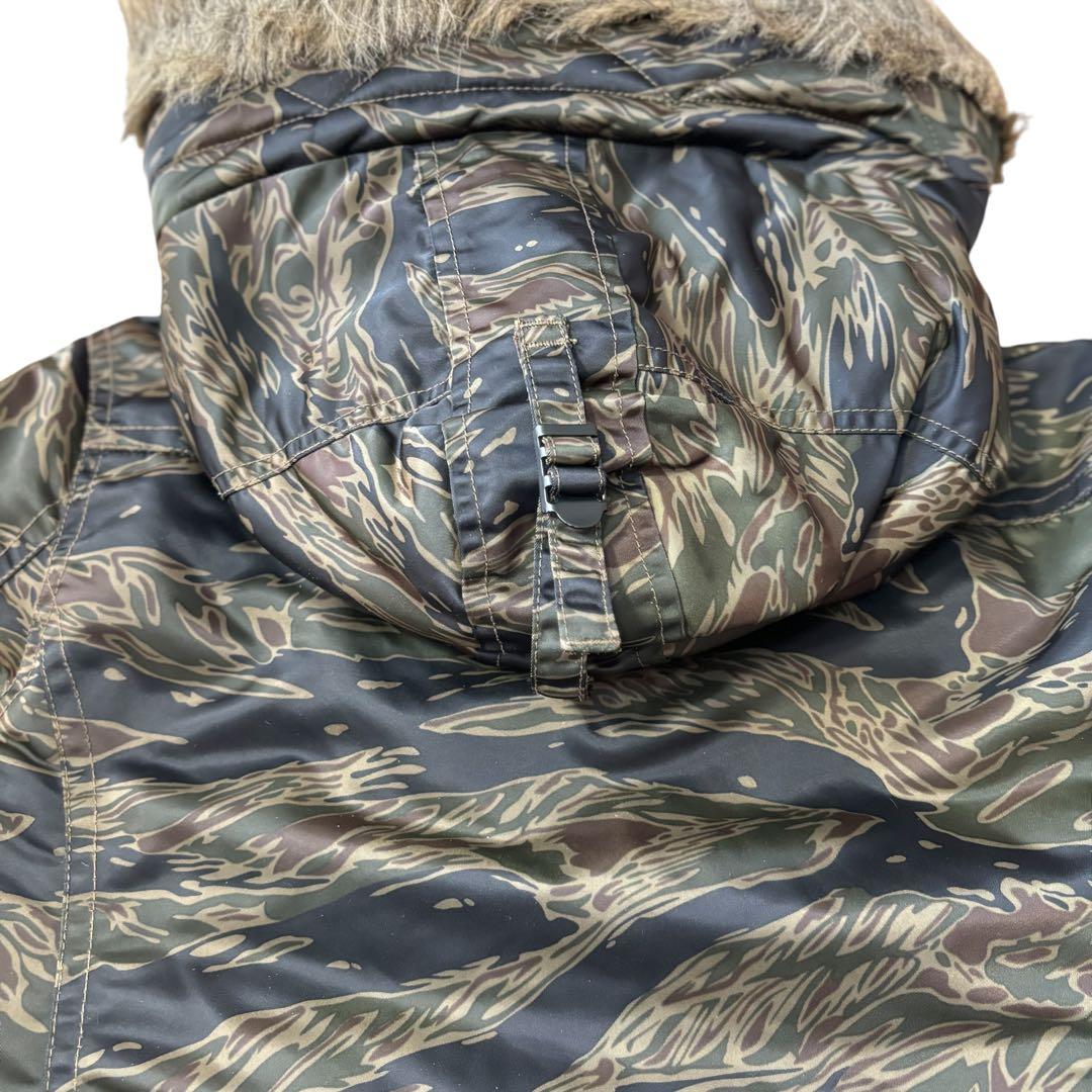 m*i様 ヒステリックグラマー N-3B カモフラ 迷彩柄 プリマロフト 中綿