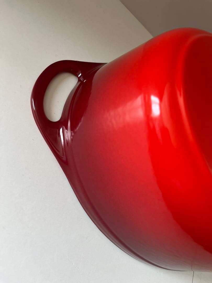 廃盤　ルクルーゼ　 デュッフ　DOUFEU オーバル　28cm チェリーレッド