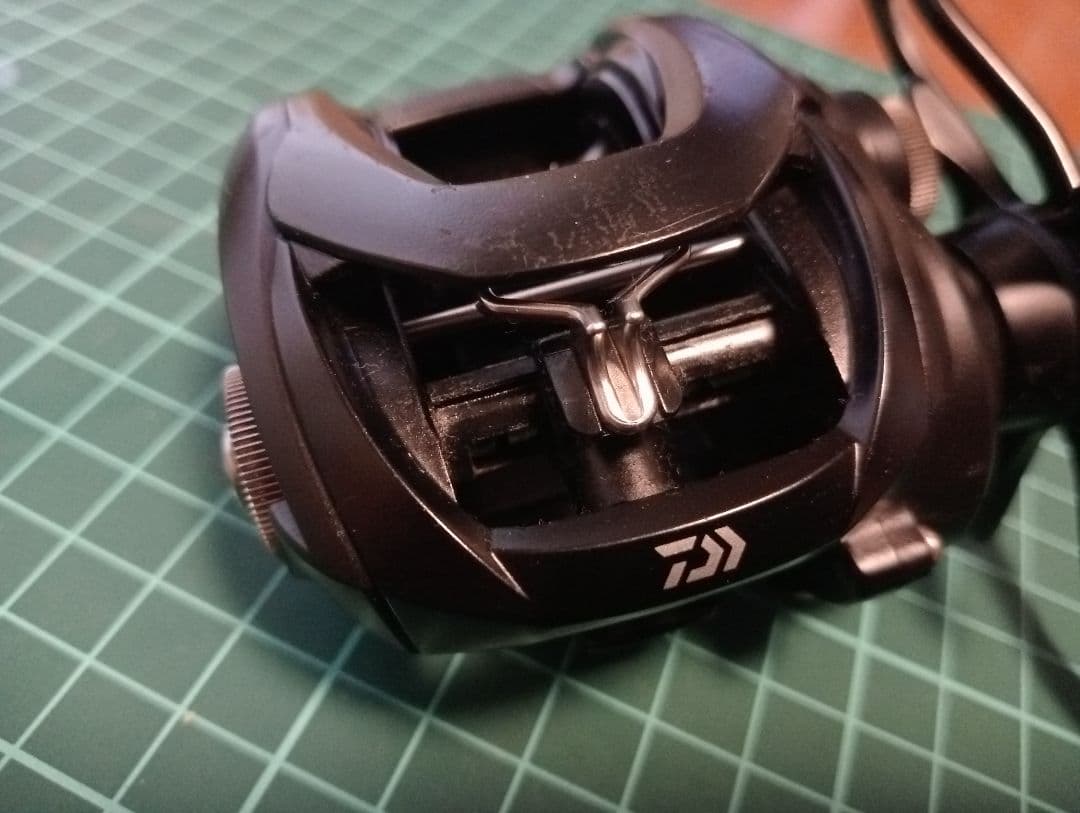 ダイワ TATULA TW 100SHL 中古　ハンドル交換品