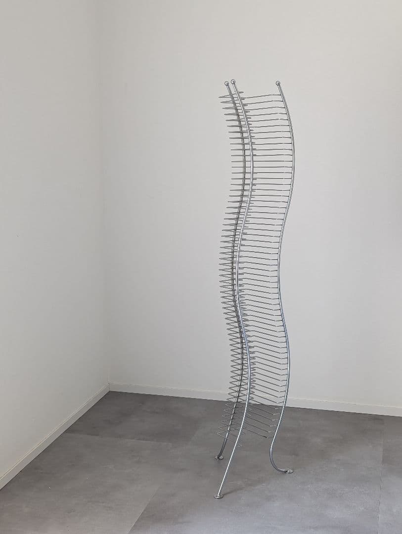 USED/ポストモダン ウェーブデザイン CDラックタワー オブジェ