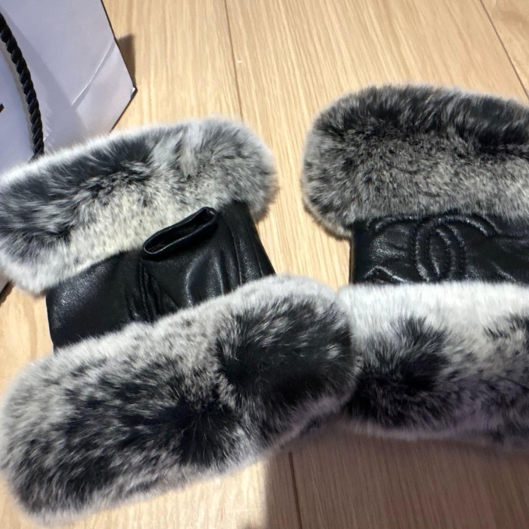 CHANEL ファー レザー 手袋