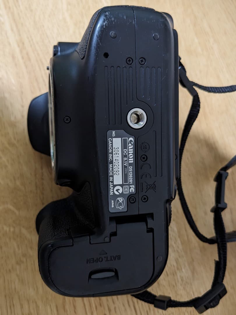 キヤノン EOS 60D 2レンズセット（18-135mm+10-18mm）