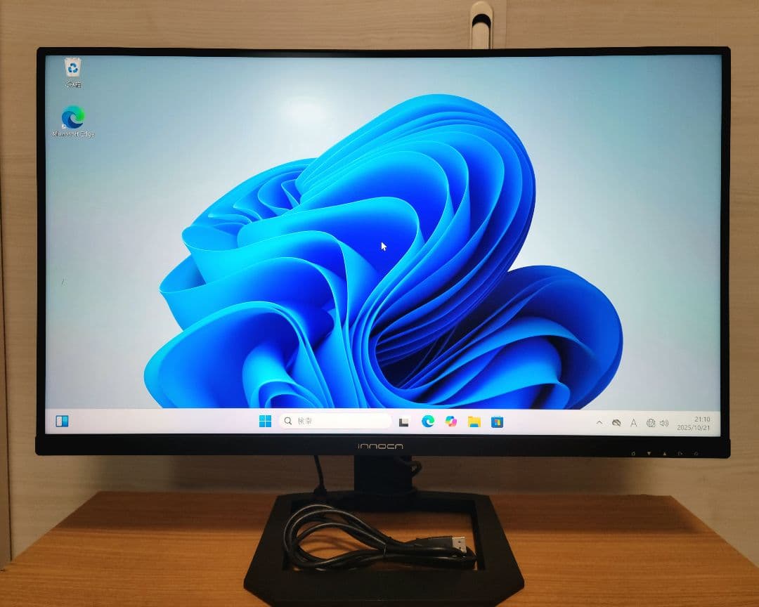 激安　INNOCN 32M2V MiniLED 4K 144Hzゲーミングモニタ