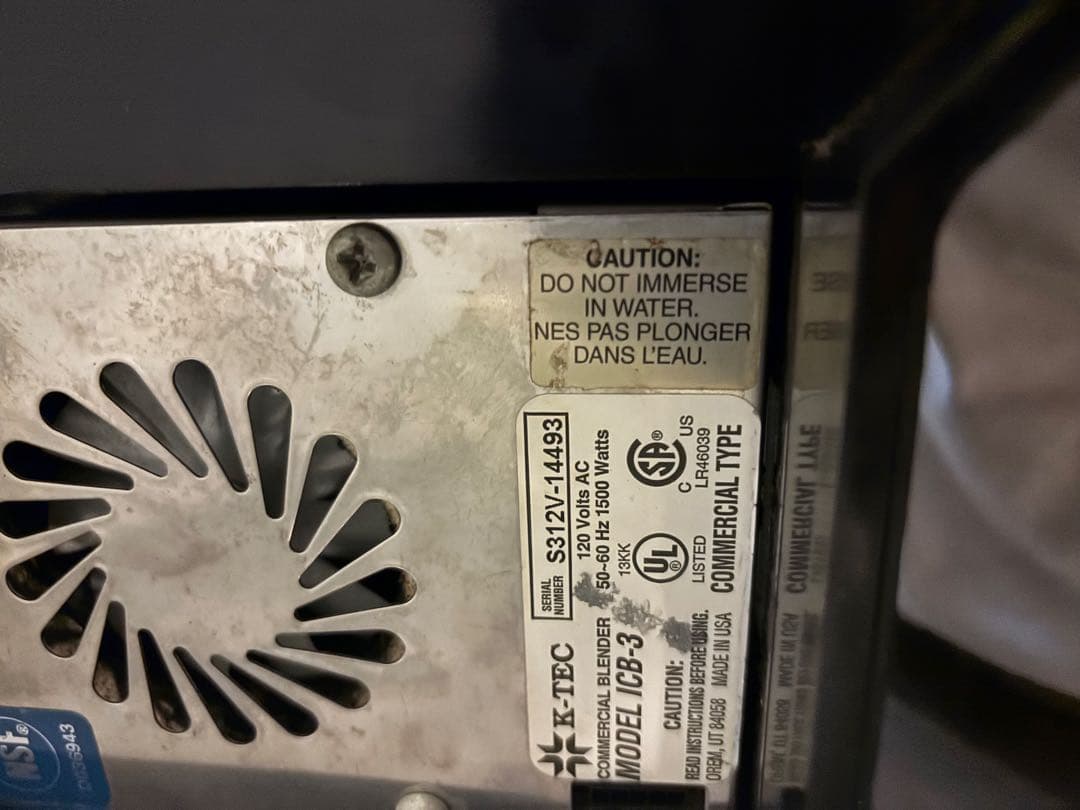 【美品】Blendtecブレンダー ミキサー　MODEL ICB-3 2367回