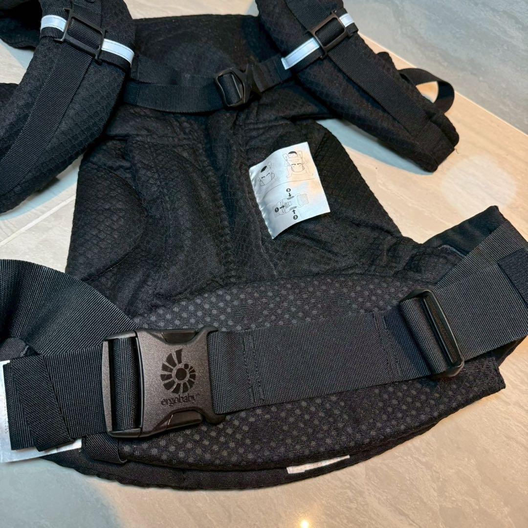 エルゴ ergo オムニブリーズ 抱っこ紐 黒 ブラック OMNI BREEZE
