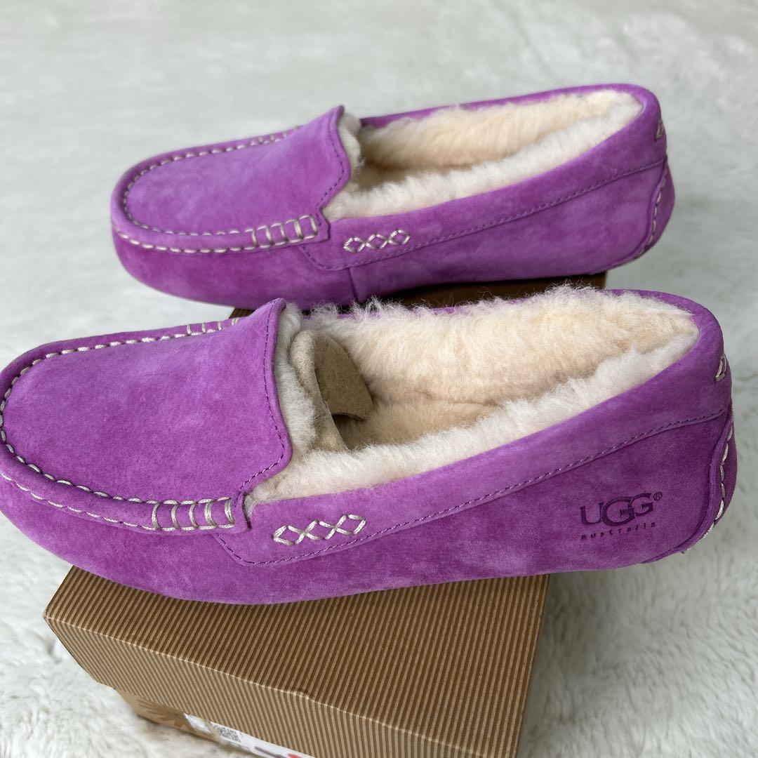 未使用 UGG /アグ/ ANSLEY アンスレー ドライビングモカシン　25