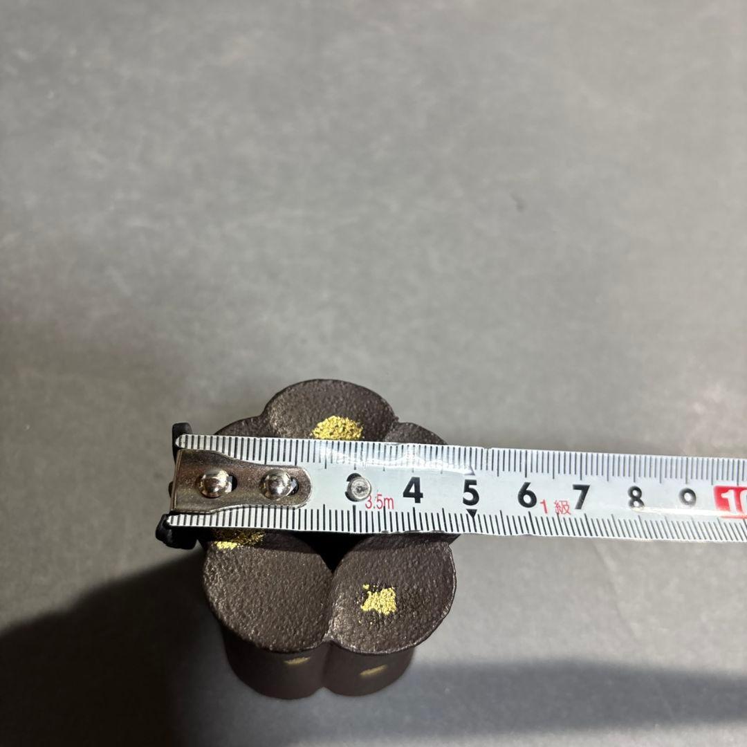 茶道具　十四代　宮崎寒雉　鉄塗金　此花　蓋置　共箱