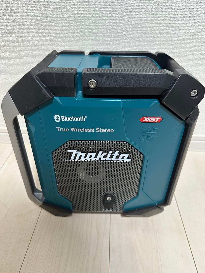 マキタMakita Bluetoothスピーカー　ラジオ MR005G