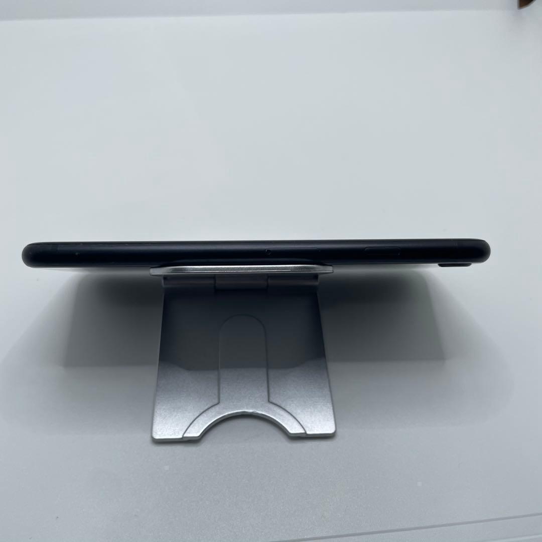 【格安美品】iPhone SE2 64GB simフリー本体 326