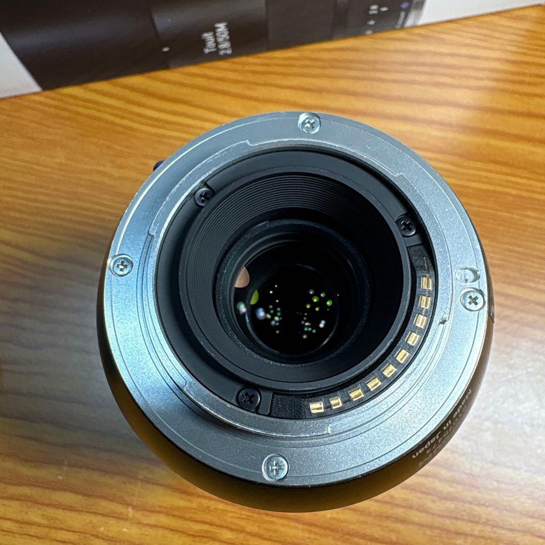 マクロ Zeiss Touit 2.8/50M 単焦点レンズ（Xマウント）