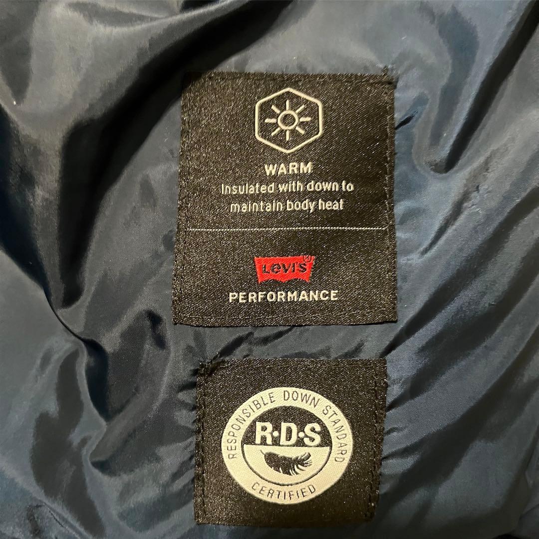 LEVI’S Levi's ダウンジャケット ペイズリー　総柄　バンダナ柄