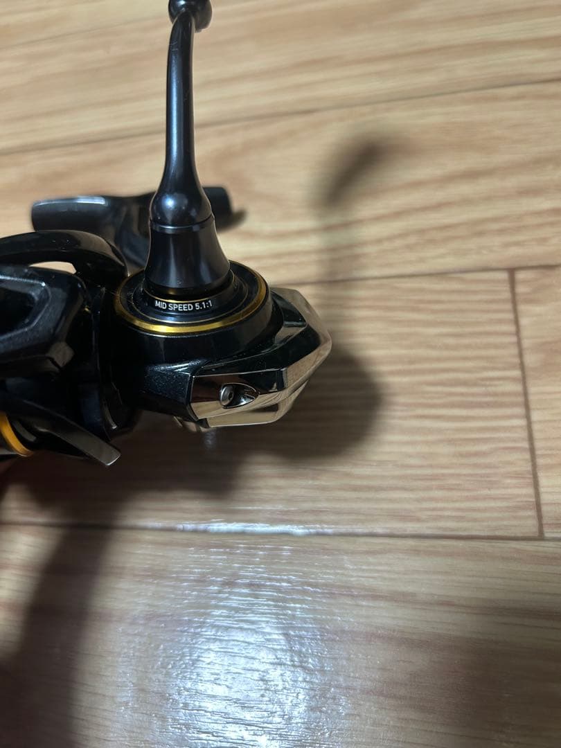 ダイワ　CALDIA FC LT2000S スピニングリール