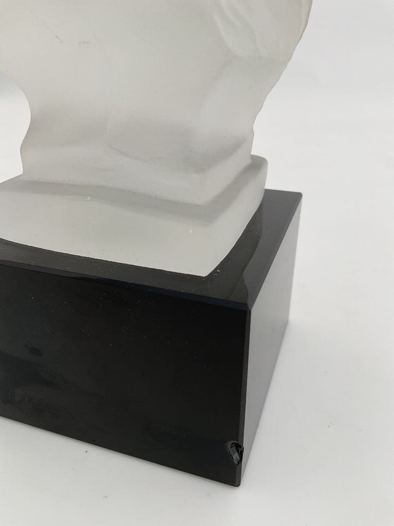 RED ASHAY LIONレッドアッシェイ ライオンFrosted Glass