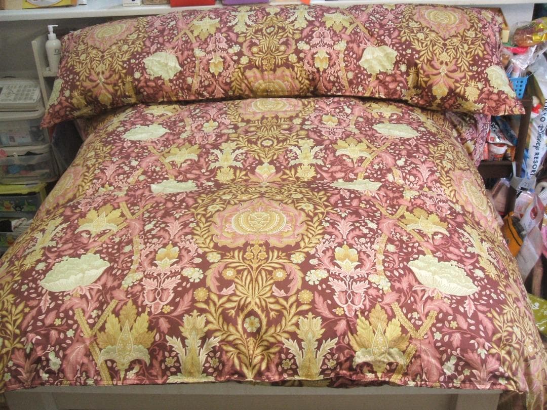 新品【六つ星】ブラック ＊１００双フランス産９５％＊増量１，２キロ＊羽毛布団ＳＰ