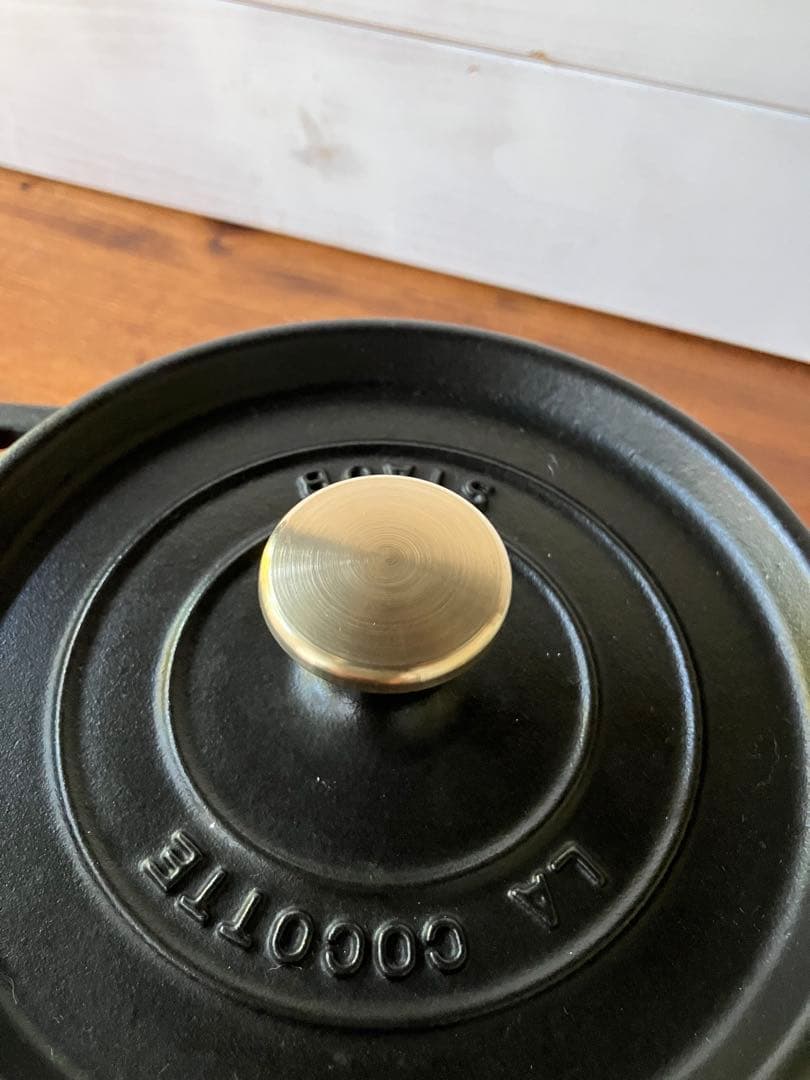 staub ココットラウンド ブラック18cm