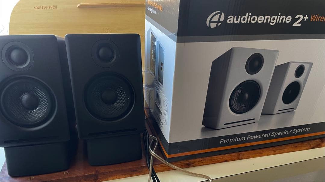 正規フジヤ購入Audioengine A2＋ワイヤレススピーカー別売台七千円）付