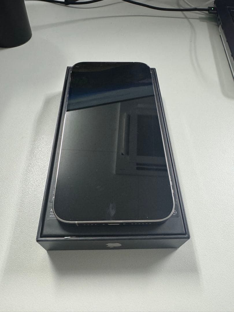 iPhone 13 Pro Max 128GB シルバー　美品