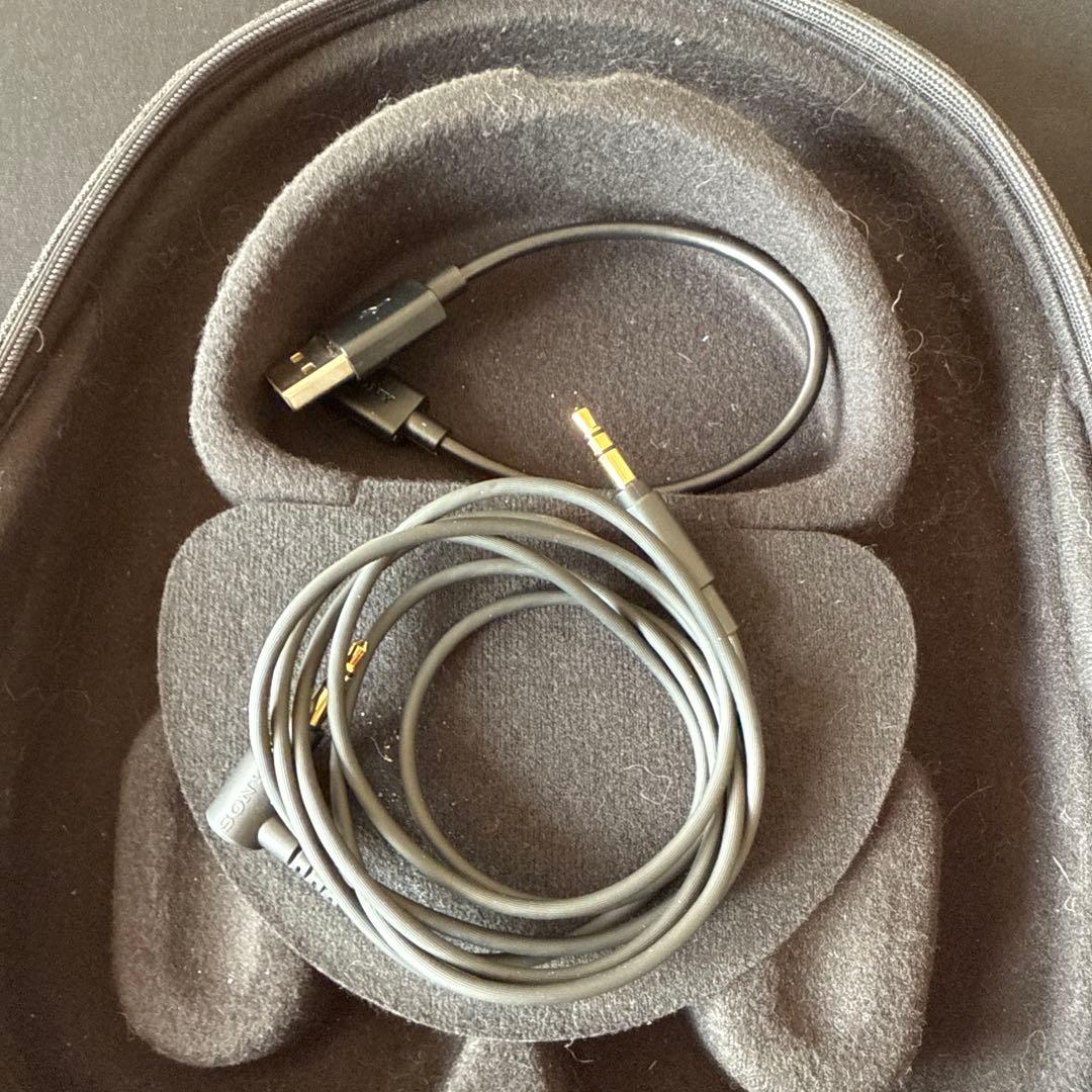 ニ*ワ様 SONY WH-1000XM5 ワイヤレスヘッドホン ブラック 美品