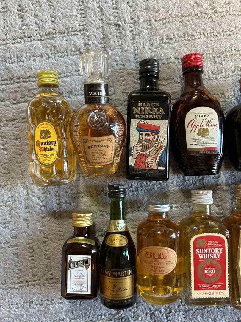 希少 ウイスキー ミニボトル まとめ売り サントリー ニッカ ジョニーウォーカ等