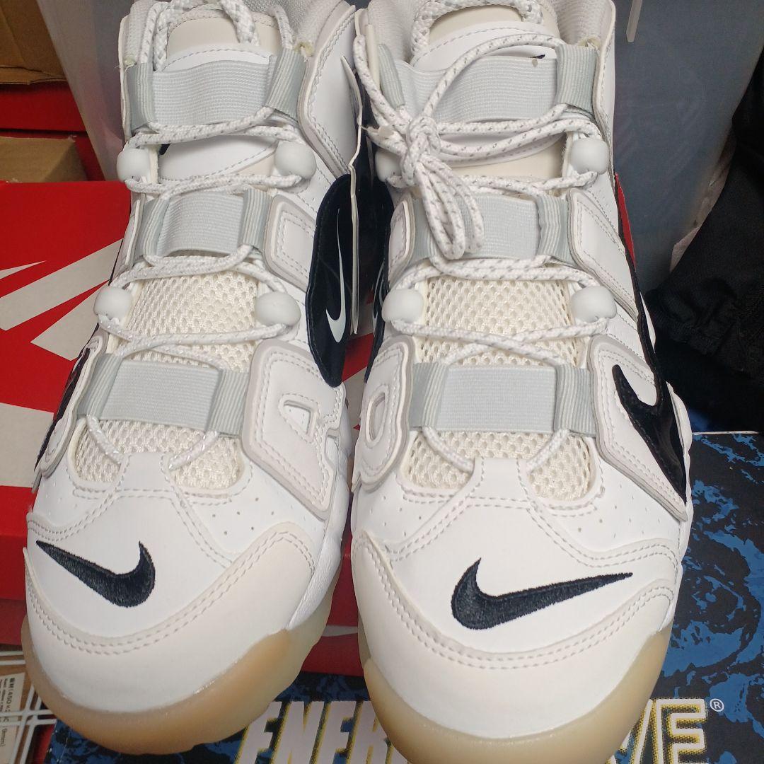 M*n様 Nike Air More Uptempo ホワイト/ブラック
